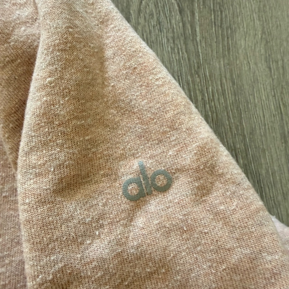 Alo Yoga Women's Pale Pink Sweater - Picture 6 of 6